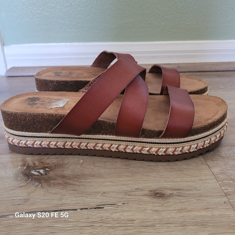 Jellypop Lanza Platform Sandals Women Size 9M